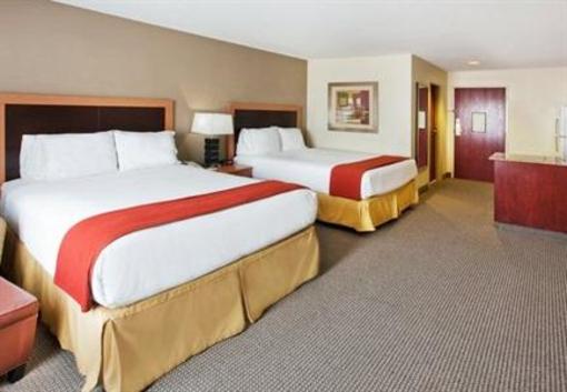 фото отеля Holiday Inn Express Hotel & Suites Charlotte Concord (North Carolina)