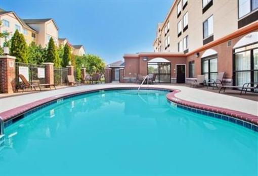 фото отеля Holiday Inn Express Hotel & Suites Charlotte Concord (North Carolina)