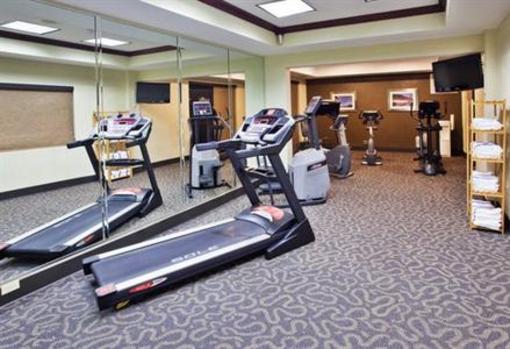 фото отеля Holiday Inn Express Hotel & Suites Charlotte Concord (North Carolina)
