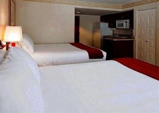 фото отеля Holiday Inn Express Hotel & Suites Charlotte Concord (North Carolina)