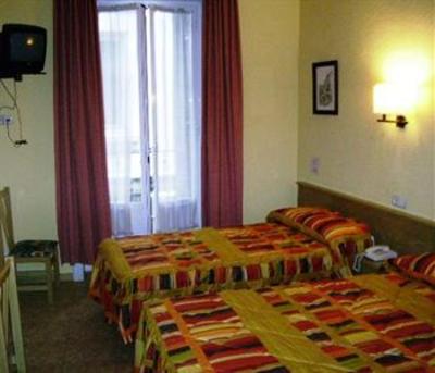 фото отеля Hostal Oporto