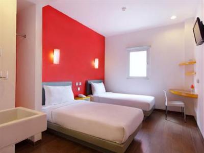 фото отеля Amaris Hotel Tendean