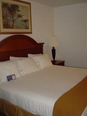фото отеля Holiday Inn Express Mackinaw City