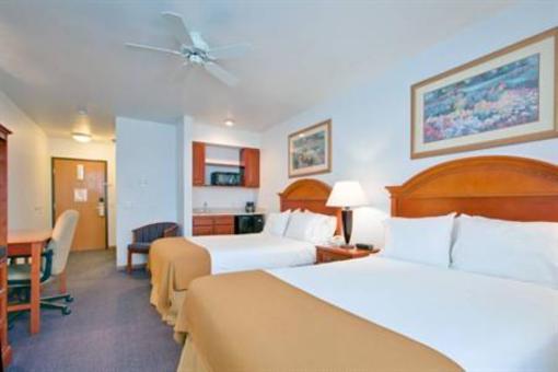 фото отеля Holiday Inn Express Mackinaw City