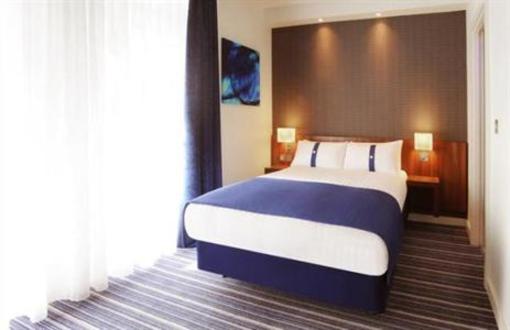 фото отеля Holiday Inn Express Windsor