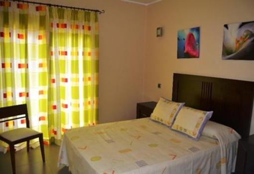 фото отеля Apartamentos Carteia