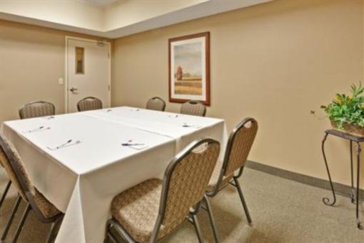 фото отеля Candlewood Suites Fort Wayne