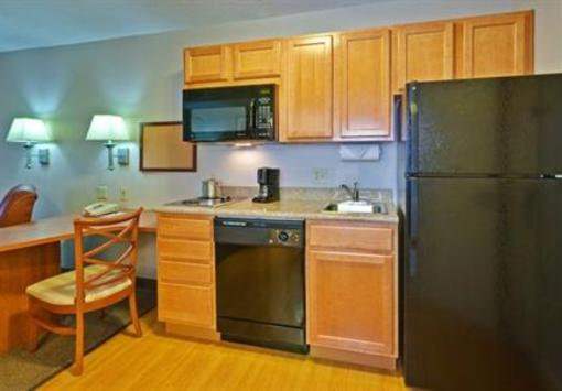 фото отеля Candlewood Suites Fort Wayne