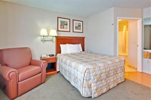 фото отеля Candlewood Suites Fort Wayne