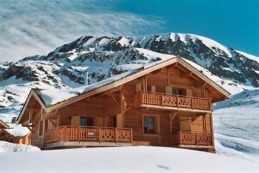 фото отеля Les Chalets de l'Altiport