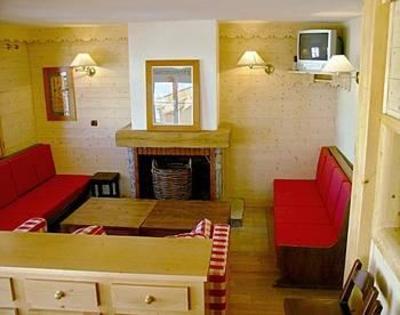 фото отеля Les Chalets de l'Altiport