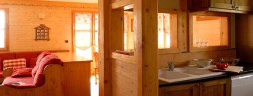фото отеля Les Chalets de l'Altiport