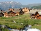 фото отеля Les Chalets de l'Altiport