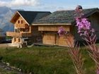 фото отеля Les Chalets de l'Altiport