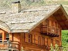 фото отеля Les Chalets de l'Altiport