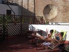 фото отеля Oasis Backpackers Hostel Sevilla