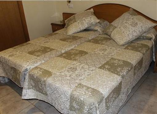 фото отеля Hostal La Barretina Figueres