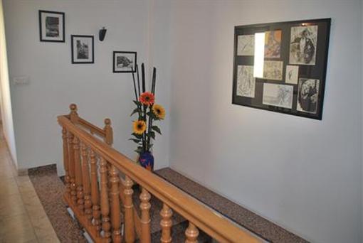фото отеля Hostal La Barretina Figueres