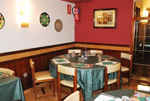 фото отеля Hostal La Barretina Figueres