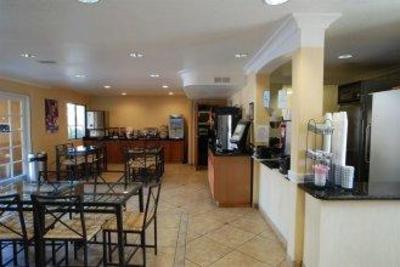 фото отеля Comfort Inn Maingate Anaheim