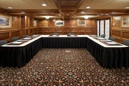 фото отеля Crowne Plaza Hotel Campbell House Lexington