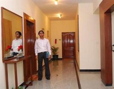 фото отеля Sterling Suites Residency Road Bangalore