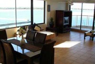 фото отеля Beaconlea Tower Apartments