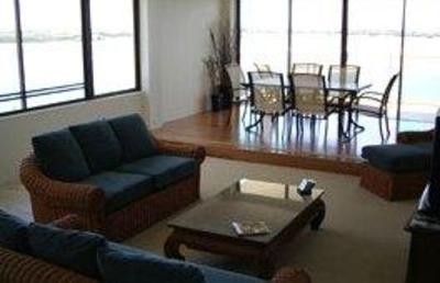фото отеля Beaconlea Tower Apartments