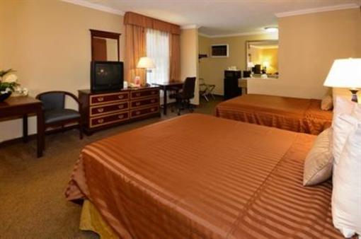 фото отеля Best Western Courtesy Inn Anaheim