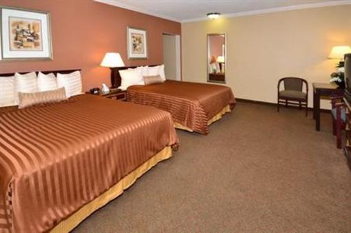 фото отеля Best Western Courtesy Inn Anaheim