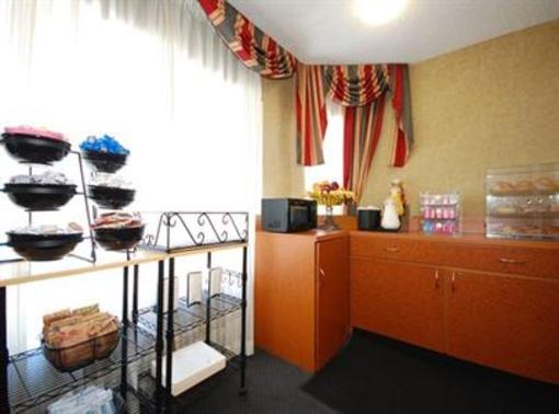 фото отеля Best Western Courtesy Inn Anaheim