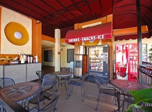 фото отеля Best Western Courtesy Inn Anaheim