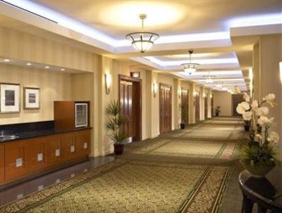 фото отеля DoubleTree by Hilton - Washington DC - Crystal City