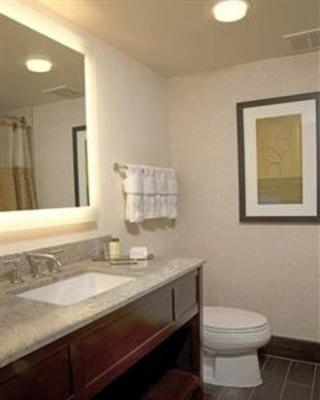 фото отеля DoubleTree by Hilton - Washington DC - Crystal City