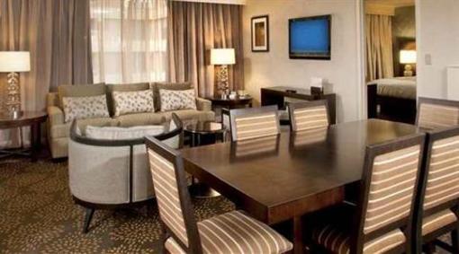 фото отеля DoubleTree by Hilton - Washington DC - Crystal City