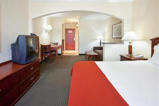 фото отеля Holiday Inn Express Hotel & Suites Tucson Mall