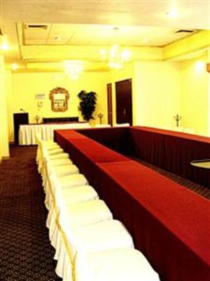 фото отеля BEST WESTERN Pembroke Inn & Conference Centre