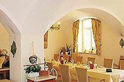 фото отеля Biohotel Schlossgut Oberambach