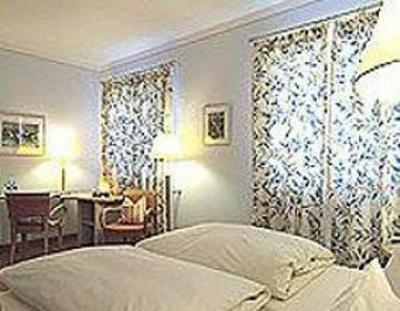 фото отеля Biohotel Schlossgut Oberambach