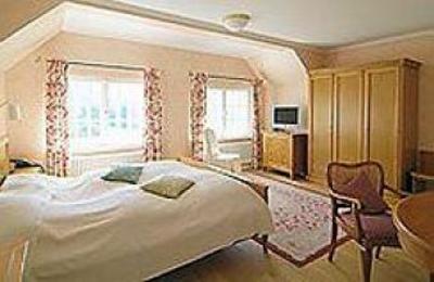фото отеля Biohotel Schlossgut Oberambach