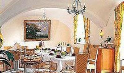 фото отеля Biohotel Schlossgut Oberambach