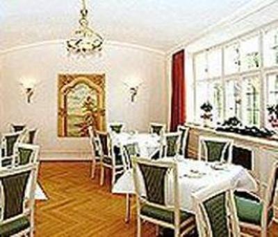фото отеля Biohotel Schlossgut Oberambach
