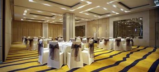 фото отеля Four Points By Sheraton Bangkok, Sukhumvit 15