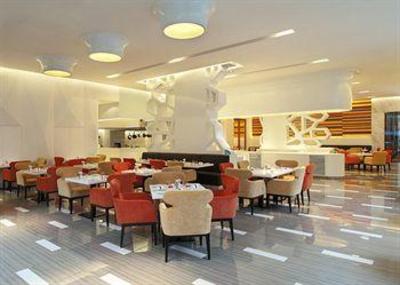 фото отеля Four Points By Sheraton Bangkok, Sukhumvit 15
