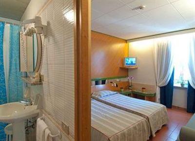фото отеля Hotel Sempione Milan