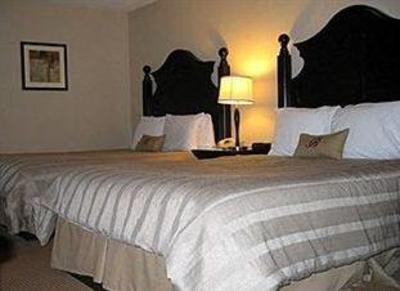 фото отеля Brookwood Inn Pittsford
