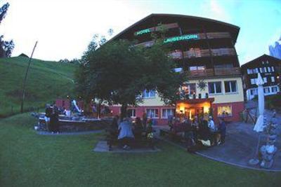 фото отеля Hotel Lauberhorn