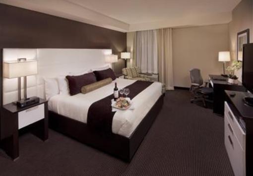 фото отеля BEST WESTERN Premier Miami International Airport Hotel & Suites
