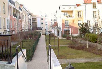 фото отеля City Residence Bry-sur-Marne