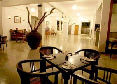фото отеля Weligama Bay Resort